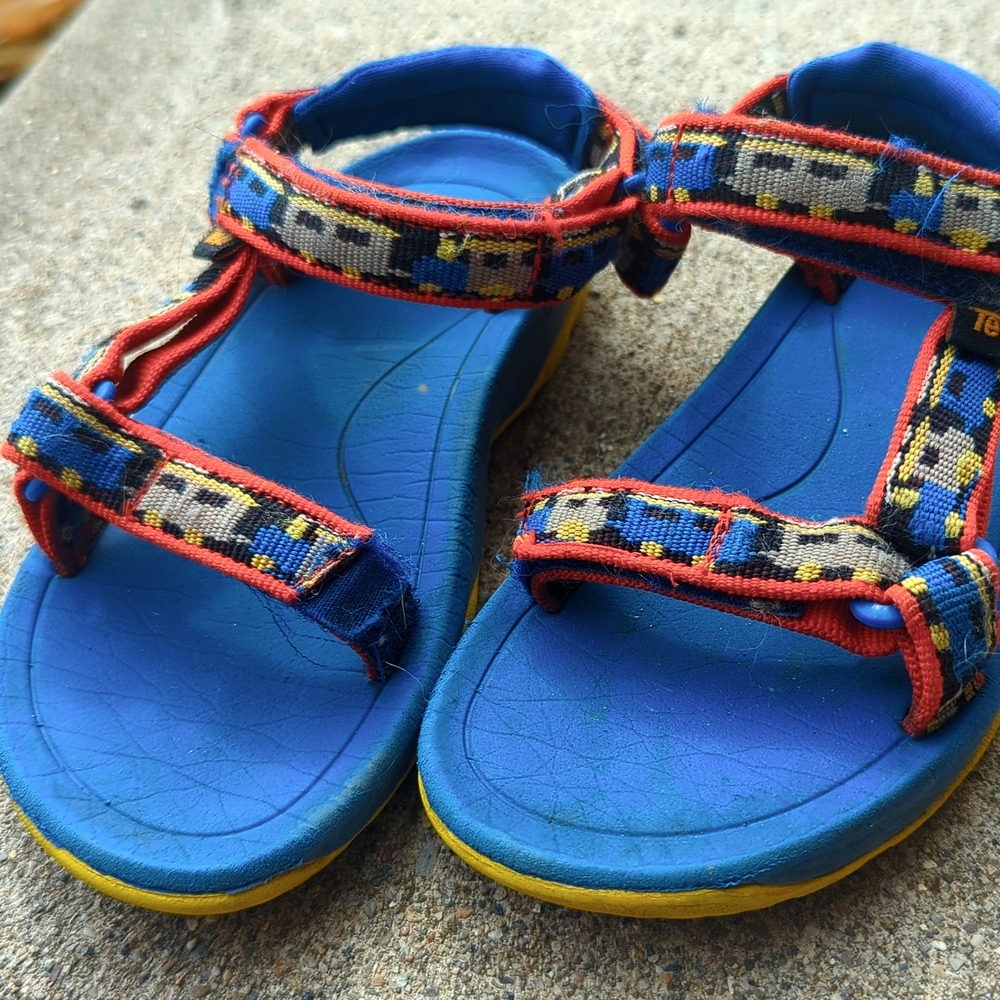 Teva Toddler Train Sandals Size 9